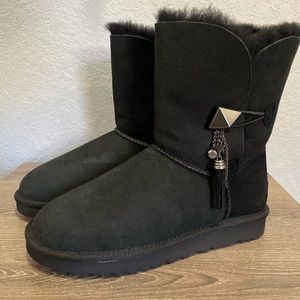 UGG Women's US 7 Lilou Boot Black